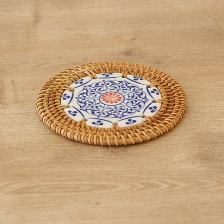 Rattan Çerçeveli 12 cm. Kırmızı & Mavi Geometrik Desenli Dekoratif Obje