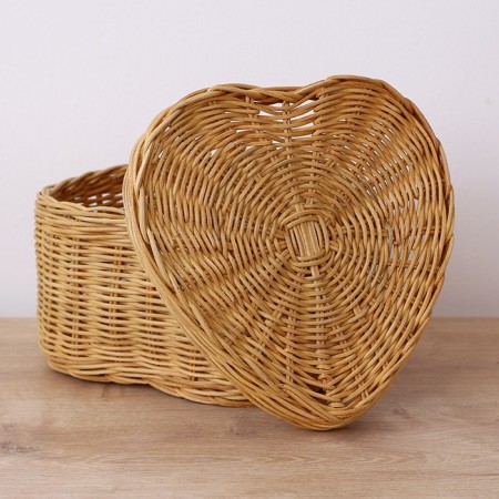 Love 22x15 cm. Rattan Kapaklı Saklama Kutusu